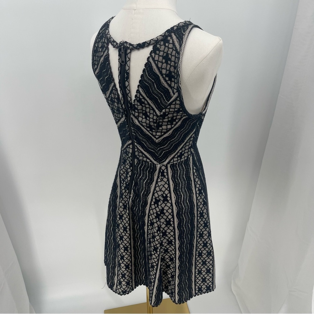 Free People Black Lace Mini Dress Twee Indie Boho Y2K Size 2 - Picture 9 of 13